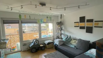 Expose Charmante 2-Zimmer-Wohnung mit sonnigem Balkon in Top-Lage von Hall in Tirol zu verkaufen