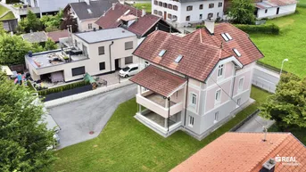 Expose Gepflegtes Mehrfamilienhaus mit drei separaten Wohnungen und vollem Zubehör!