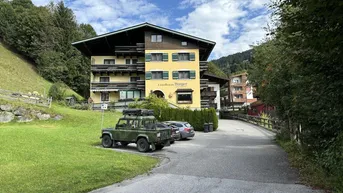 Expose Ehemaliger Pensionsbetrieb im Ortskern von Saalbach