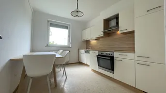 Expose Liebenau - Schöne 2 Zimmerwohnung mit Loggia und Parkplatz!