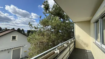 Expose Waltendorf! Charmante 2 Zimmerwohnung mit Westloggia und Stadtblick!
