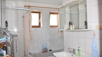 Expose Eggersdorf bei Graz, teilsaniertes Mehrfamilienhaus, 3 Wohneinheiten möglich, ca. 290,00 m², Grund 993 m² 