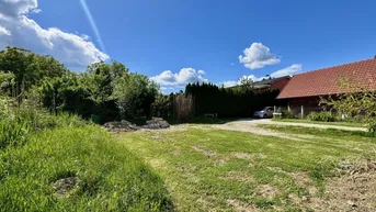 Expose Entzückendes Grundstück mit genehmigten Bauplan in Seiersberg-Pirka!