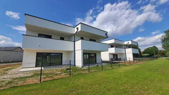 Expose Gralla! Hochwertige Doppelhaushälfte mit zwei Autoabstellplätzen und viele Extras in Sonnenlage!!!
