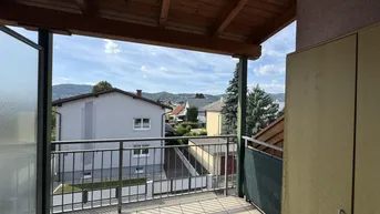 Expose Wiesenauergasse - Entzückende Dachgeschosswohnung mit 2 Zimmern, Balkon und Tiefgarage!
