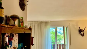 Expose Stilvolle 3-Zimmer-Wohnung in Rabland: Sanierung mit Panoramablick und Garage