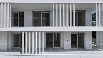 Expose B8 Brixen – The White Residence: Exklusiver Monolokal mit cleverer Raumaufteilung, großzügigen Fensterflächen und Terrasse in energieeffizienter Bauweise.