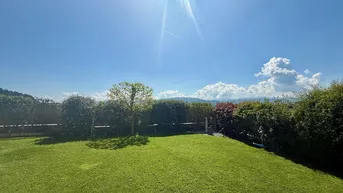 Expose Zweitwohnsitz möglich - Neuwertige Gartenwohnung mit herrlichem Gebirgsblick in Seenähe