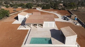 Expose Exklusive Neubau Finca mit stilvollem Wohnkomfort in idyllischer Lage bei Santanyi - Mallorca