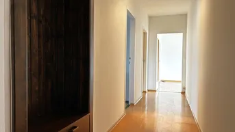 Expose Charmante Wohnung mit durchdachtem Grundriss und Weitblick – Gestalten Sie Ihr neues Zuhause!