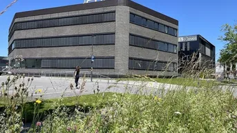 Expose sehr schöne Büroräumlichkeit im 2. OG, perfekte Verkehrsanbindung, EU Standort Millennium Park