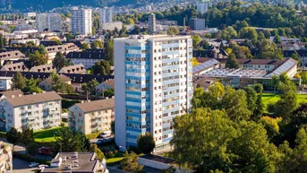 Expose Geräumige 4-Zimmer-Wohnung in Bregenz mit Loggia &amp; Garage - perfekt für Familien oder als Investment!