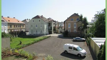 Expose GEGENÜBER VOM KLINIKUM | FREIE PARKPLÄTZE | ZENTRALE LAGE