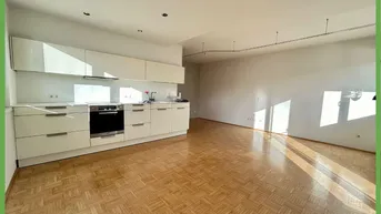 Expose WOHNUNG mit XXL-TERRASSE &amp; BALKON | TOP AUSSTATTUNG | 1.OG | CARPORT &amp; STELLPLATZ