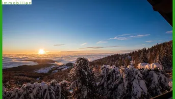 Expose CHARMANTES ALM-HAUS | NEU ADAPTIERT| DIREKTER PISTENZUGANG | PANORAMABLICK | HOCHRINDL | KÄRNTEN