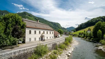 Expose Vierkanthof mit vielen Nutzungsmöglichkeiten (private Nutzung aber auch geschäftliche Nutzungen)