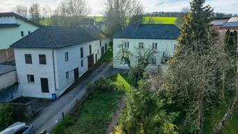 Expose Haus in ländlicher Lage mit großem Nebengebäude!
