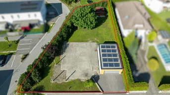 Expose Baugrundstück mit Garage, Gartenhaus und Bodenplatte für Bungalow!