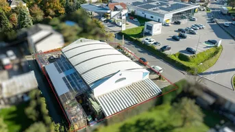 Expose Beheizbare Halle mit Freifläche in zentraler Lage in Ybbs zu vermieten!