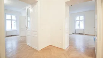 Expose Repräsentative Eckwohnung mit 5 Zimmern nähe botanischer Garten / Ruhelage *Parkplatz optional*
