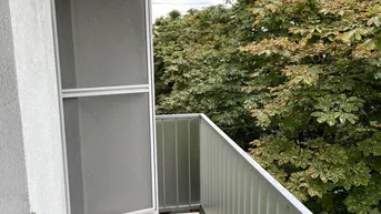 Expose BEVORZUGTE WOHNLAGE! GÜNSTIGE 2-ZIMMER-WOHNUNG MIT LOGGIA IN JEDLESEE!