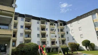 Expose Charmante und geräumige Wohnung mit Tiefgaragenplatz