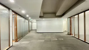 Expose REPRÄSENTATIV, FLEXIBEL, INTERNATIONAL /// High-End Büro am Fleischmarkt