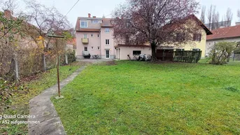 Expose Bestlage Stadthaus mit 6 Mietwohnungen