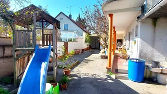 Expose 230m² Wohnfläche, 10 Zimmer, 3 Terrassen, Garten, NEUSIEDL MIT SEEBLICK