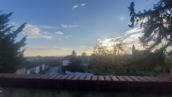 Expose Beste Lage Neusiedl am See: 3 Terrassen, 10 Zimmer, 230m² Wohnfläche, Garten &amp; Seeblick