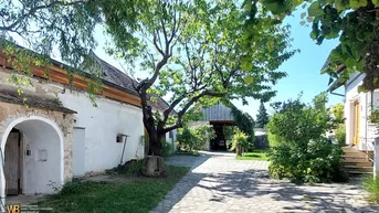 Expose 190m² WFL mit 2 Wohneinheiten + 300m² Garten + 90m² Stadl + 115m² Lagerräume