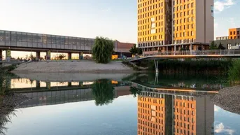 Expose Büro/Praxis/Geschäftsflächen ab 500 m2 mit Seeblick direkt an der U2 individuell gestaltbar! Ab sofort verfügbar!