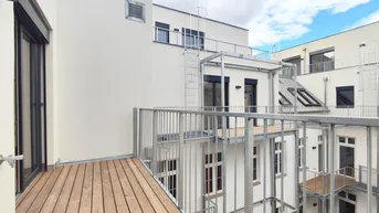 Expose ERSTBEZUG - Moderne DG-Maisonette mit Terrasse und Balkon