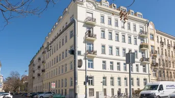 Expose **Gründerzeit-Juwel mit außergewöhnlichem Potenzial zwischen Donaukanal und Prater Hauptallee* Ab sofort verfügbar!*