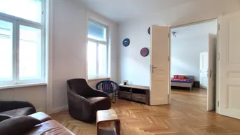 Expose Altbaucharme &amp; hoher Wohnkomfort! Liebevoll sanierte 2-Zimmer Wohnung mit Fußbodenheizung im 3. Stock mit Lift! Nähe U6 Währinger Straße!