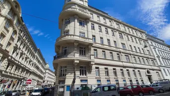 Expose ERSTBEZUG NACH SANIERUNG - Stilvolles Wohnung direkt bei der U1