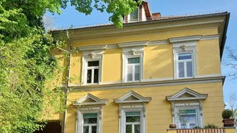 Expose Baiernstraße 48 - Helle und geräumige 3 Zimmerwohnung im Dachgeschoss mit Balkon in Eggenberg