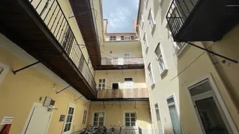 Expose Sporgasse 7/23 - Zentrale 2 Zimmer Dachgeschoßwohnung
