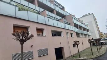 Expose Flurgasse 23 - Garagenplatz zu vermieten