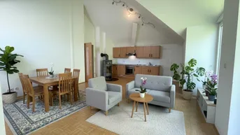 Expose Baiernstraße 48 - Charmante Wohnung im Dachgeschoß mit Balkon - Blick ins Grüne in Eggenberg