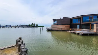 Expose Schickes Seehaus direkt am Wasser