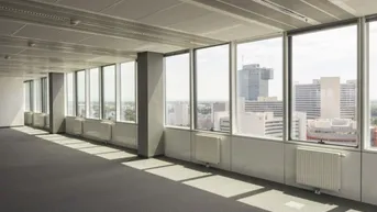 Expose Saturn Tower