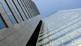 Expose Ares Tower