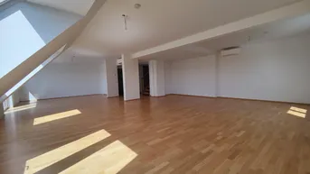 Expose Penthouse mit Dachterrasse- Badeteich Hirschstetten- Erstbezug