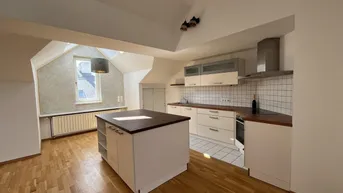 Expose exklusive Dachgeschosswohnung im Herzen von Baden