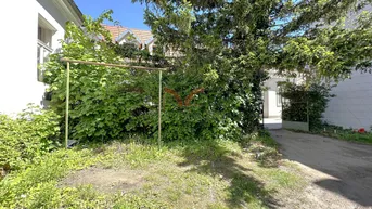 Expose Sanierungsbedürftiger Altbau im Zentrum – Mehrfamilienhaus mit Potenzial