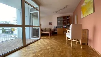 Expose Klassische, ruhige 2-Zimmer-Wohnung mit Loggia - verfügbar ab Oktober 2024