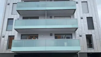 Expose Helle 2-Zimmer-Wohnung mit Balkon