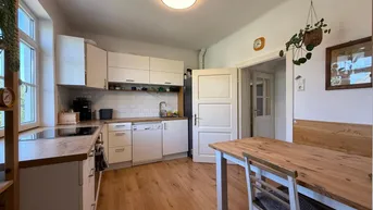 Expose NEUER PREIS: Charmantes Wohnhaus mit Potential in naturnaher und zentraler Lage – Posthofleiten, Steyr
