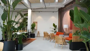 Expose Modernisierte Bürofläche mit Lounge &amp; Parkplätzen